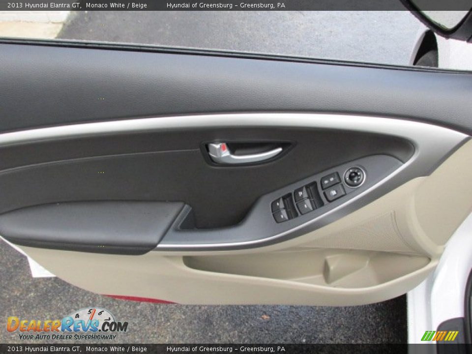 2013 Hyundai Elantra GT Monaco White / Beige Photo #10