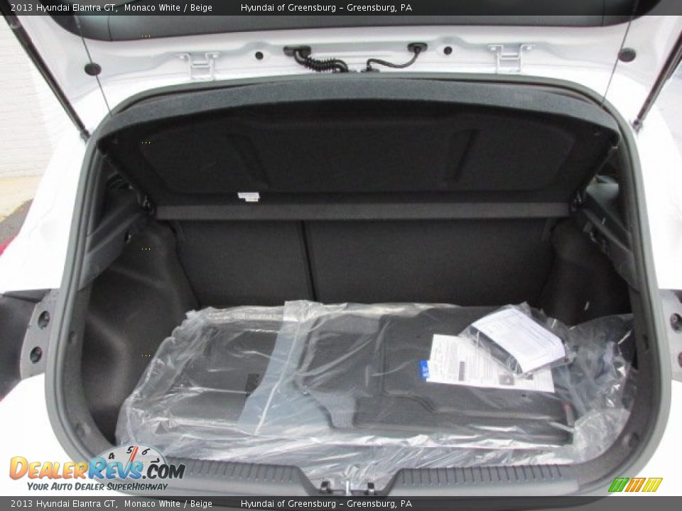 2013 Hyundai Elantra GT Monaco White / Beige Photo #18