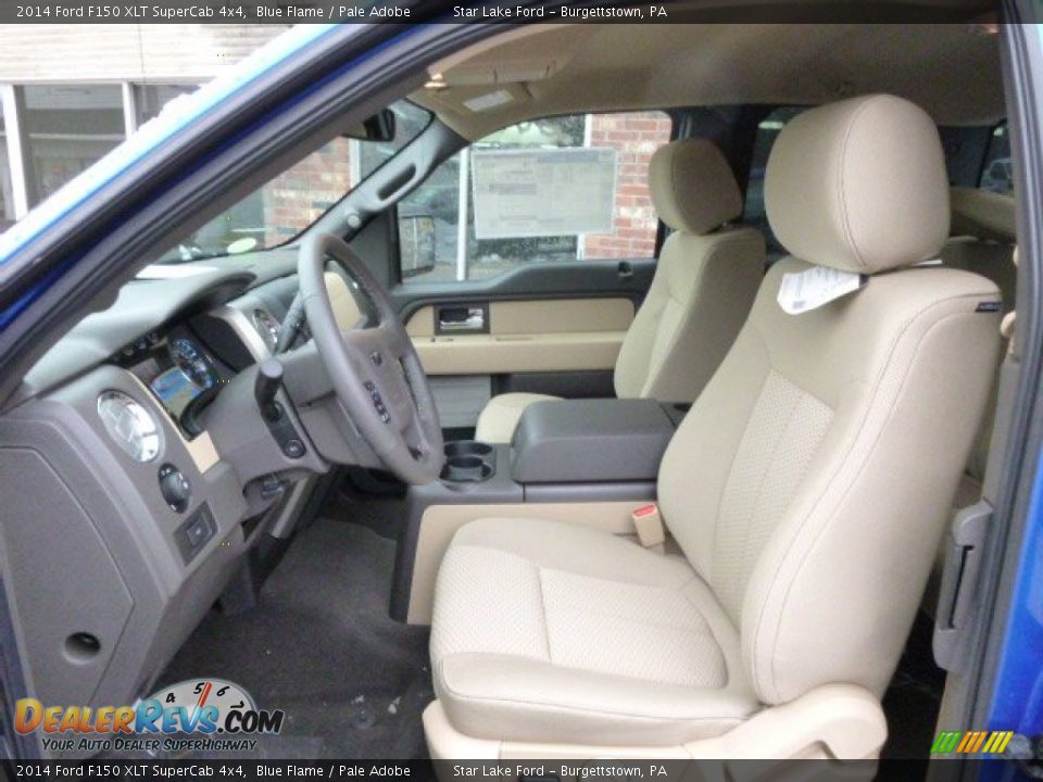 Front Seat of 2014 Ford F150 XLT SuperCab 4x4 Photo #9
