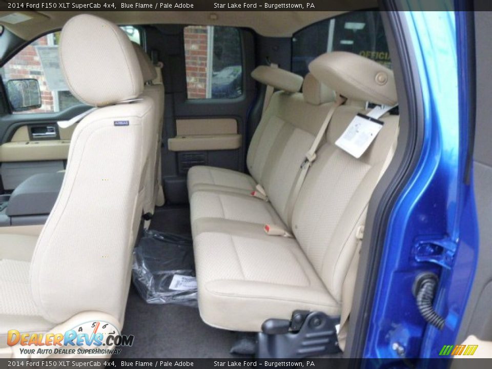 Rear Seat of 2014 Ford F150 XLT SuperCab 4x4 Photo #10