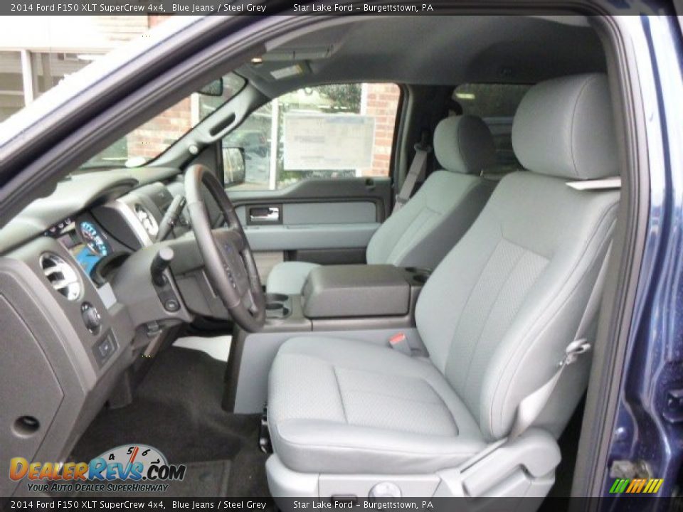 Front Seat of 2014 Ford F150 XLT SuperCrew 4x4 Photo #9