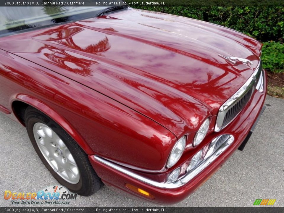 2000 Jaguar XJ XJ8 Carnival Red / Cashmere Photo #36
