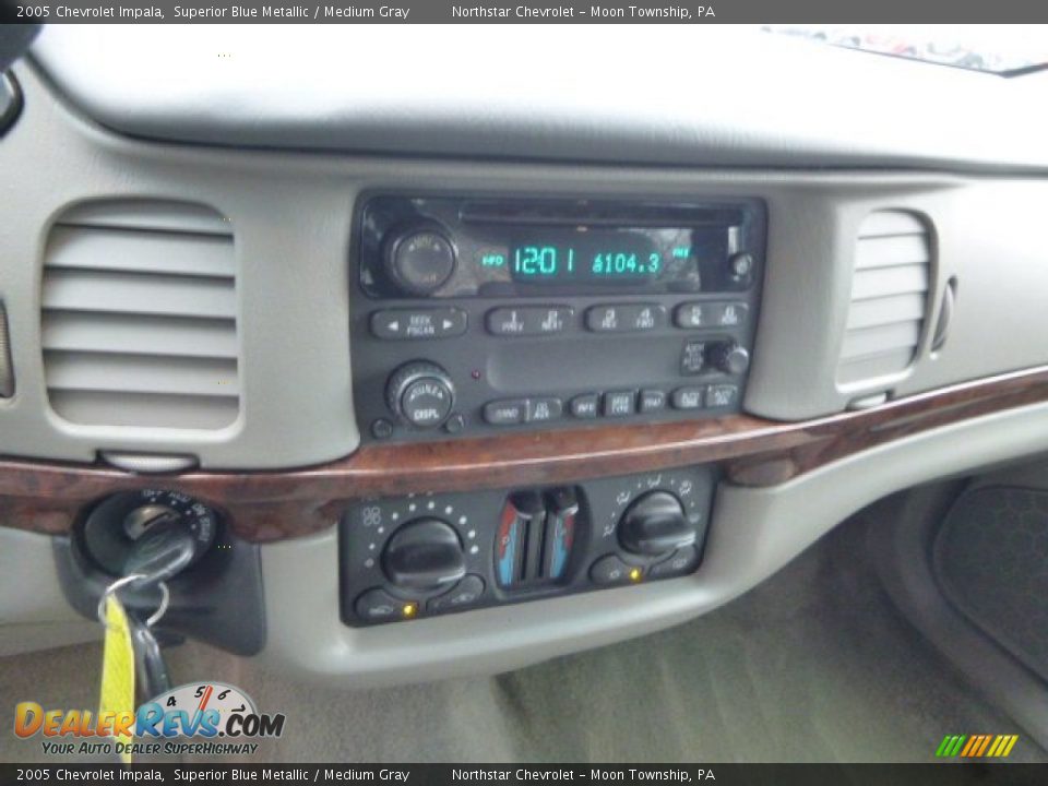 2005 Chevrolet Impala Superior Blue Metallic / Medium Gray Photo #13