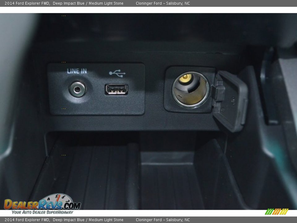2014 Ford Explorer FWD Deep Impact Blue / Medium Light Stone Photo #16