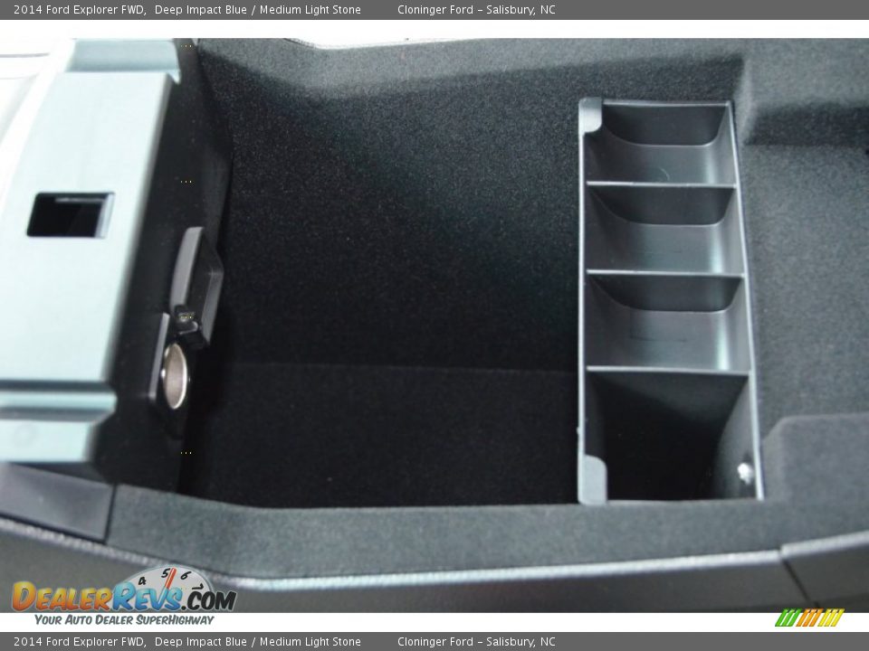 2014 Ford Explorer FWD Deep Impact Blue / Medium Light Stone Photo #17