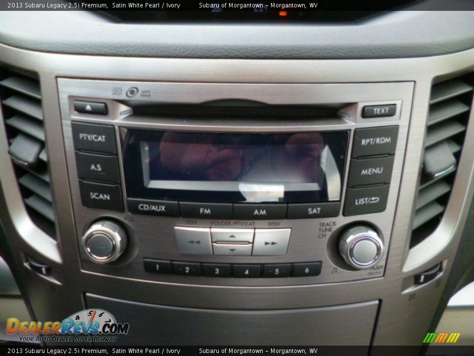 2013 Subaru Legacy 2.5i Premium Satin White Pearl / Ivory Photo #19