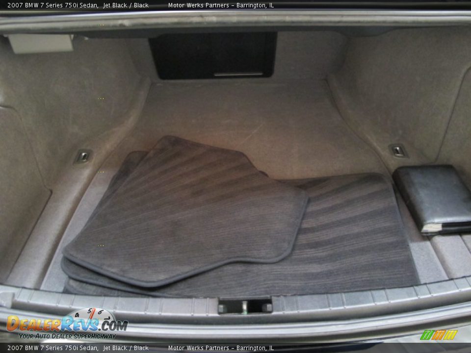 2007 BMW 7 Series 750i Sedan Jet Black / Black Photo #11
