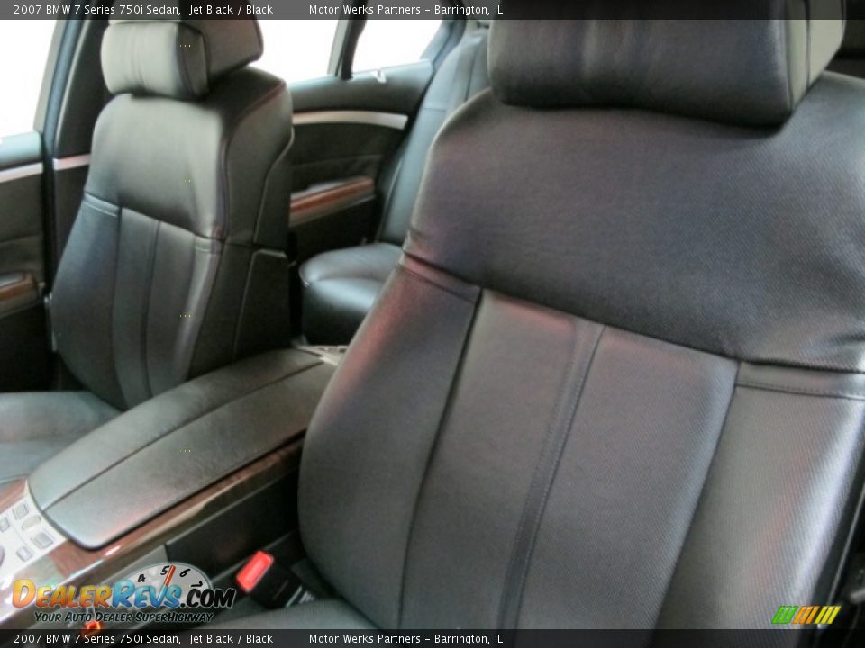 2007 BMW 7 Series 750i Sedan Jet Black / Black Photo #18