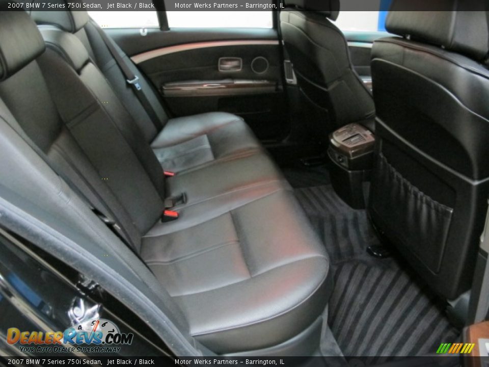 2007 BMW 7 Series 750i Sedan Jet Black / Black Photo #21