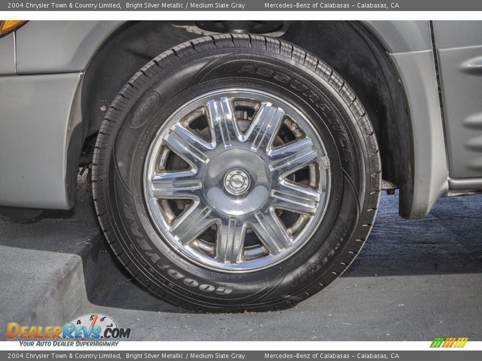 2004 Chrysler Town & Country Limited Bright Silver Metallic / Medium Slate Gray Photo #8
