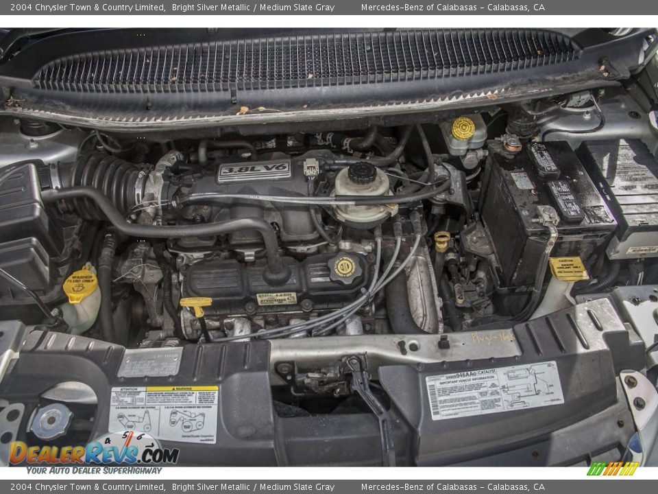 2004 Chrysler Town & Country Limited Bright Silver Metallic / Medium Slate Gray Photo #9