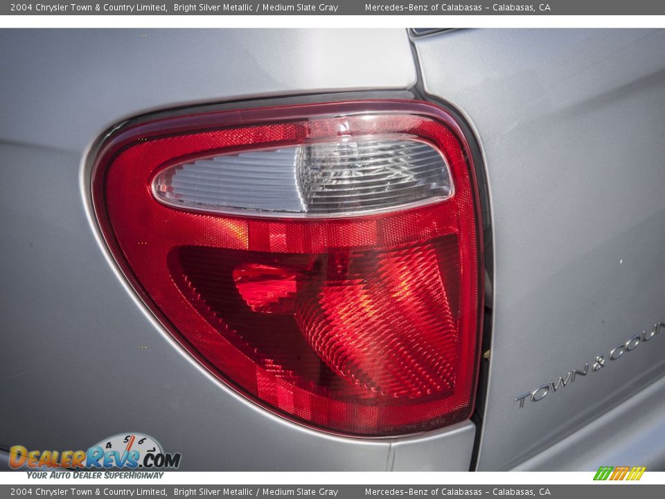 2004 Chrysler Town & Country Limited Bright Silver Metallic / Medium Slate Gray Photo #28