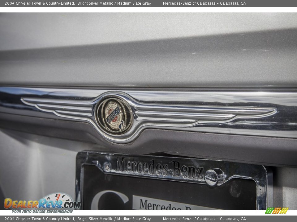 2004 Chrysler Town & Country Limited Bright Silver Metallic / Medium Slate Gray Photo #29