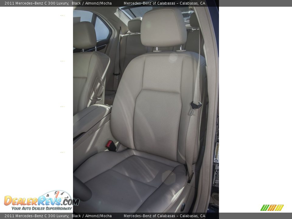 2011 Mercedes-Benz C 300 Luxury Black / Almond/Mocha Photo #19
