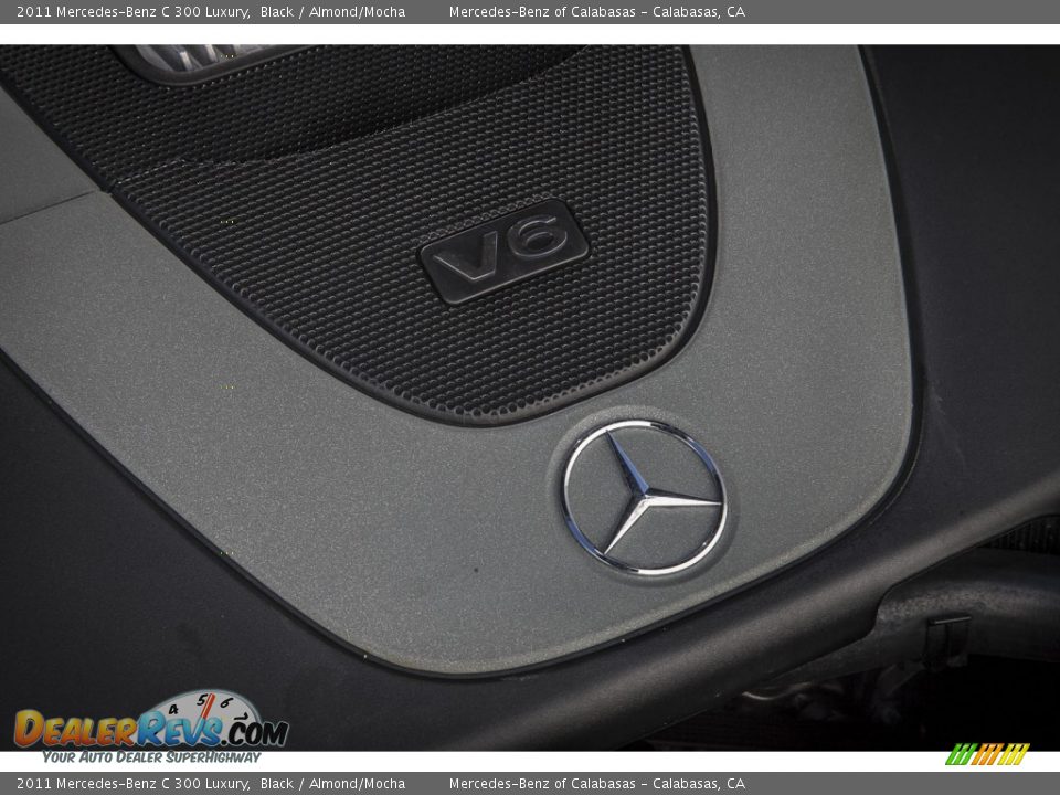 2011 Mercedes-Benz C 300 Luxury Black / Almond/Mocha Photo #24