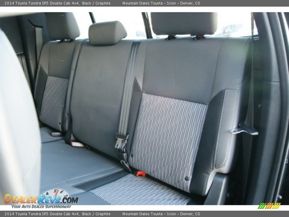 2014 Toyota Tundra SR5 Double Cab 4x4 Black / Graphite Photo #7