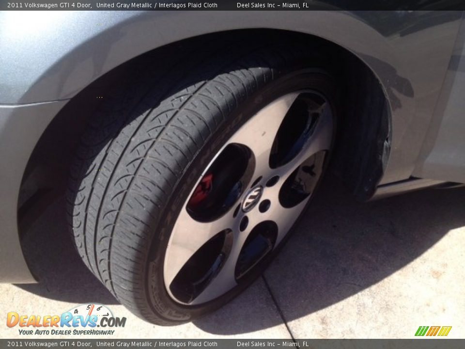 2011 Volkswagen GTI 4 Door United Gray Metallic / Interlagos Plaid Cloth Photo #13