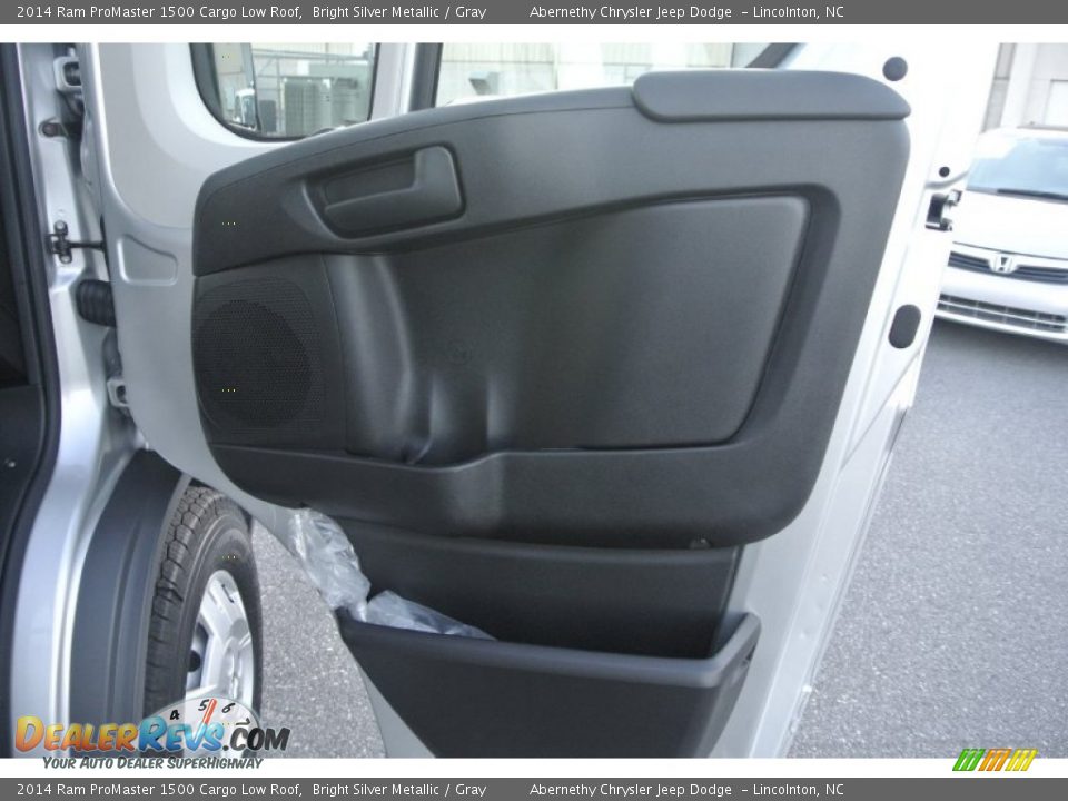 Door Panel of 2014 Ram ProMaster 1500 Cargo Low Roof Photo #15