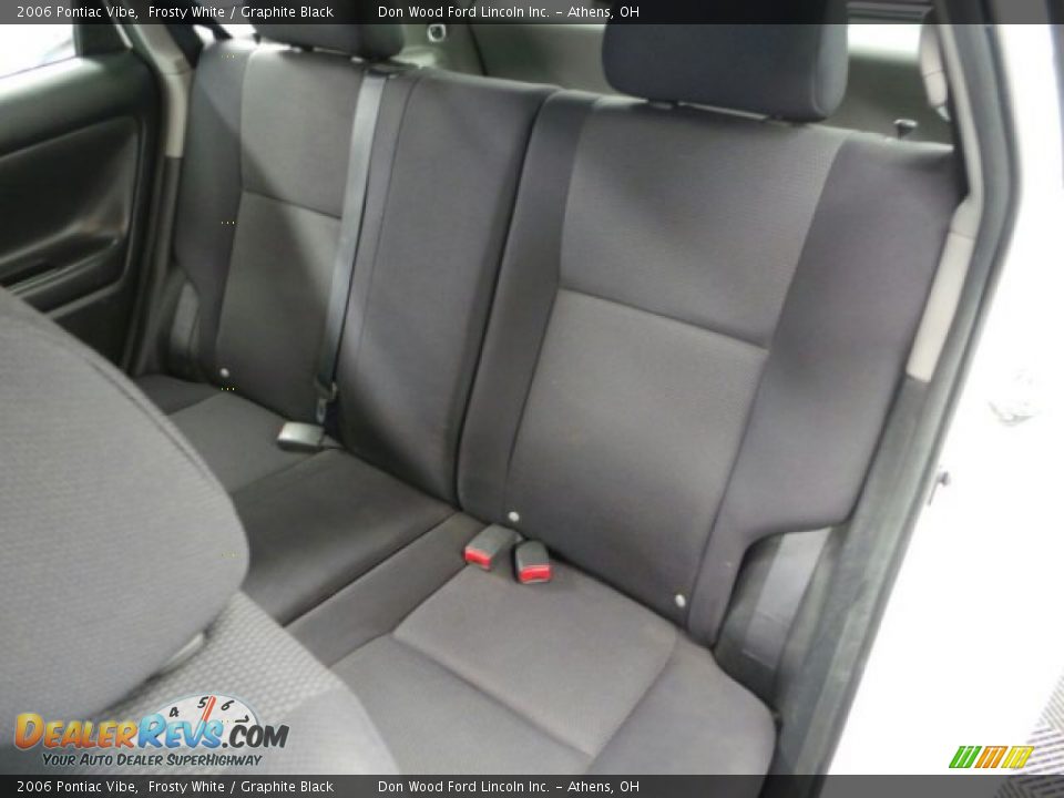 2006 Pontiac Vibe Frosty White / Graphite Black Photo #7