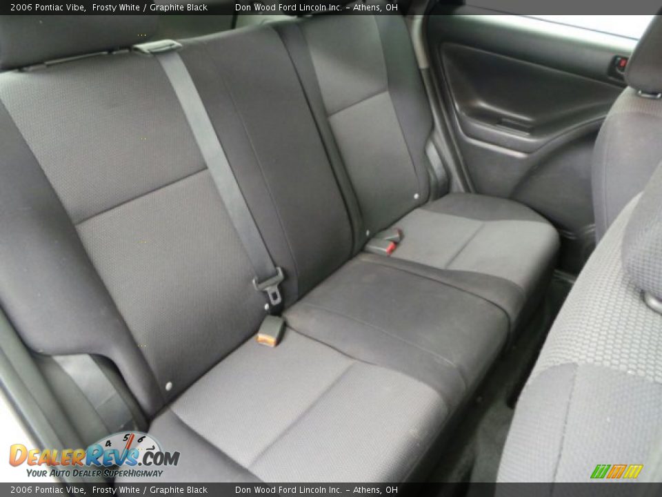 2006 Pontiac Vibe Frosty White / Graphite Black Photo #8