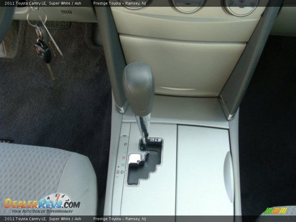 2011 Toyota Camry LE Super White / Ash Photo #12