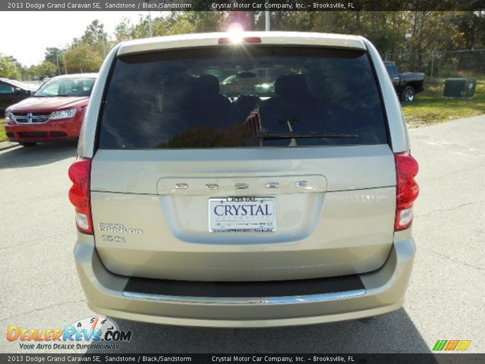 2013 Dodge Grand Caravan SE Sandstone / Black/Sandstorm Photo #9