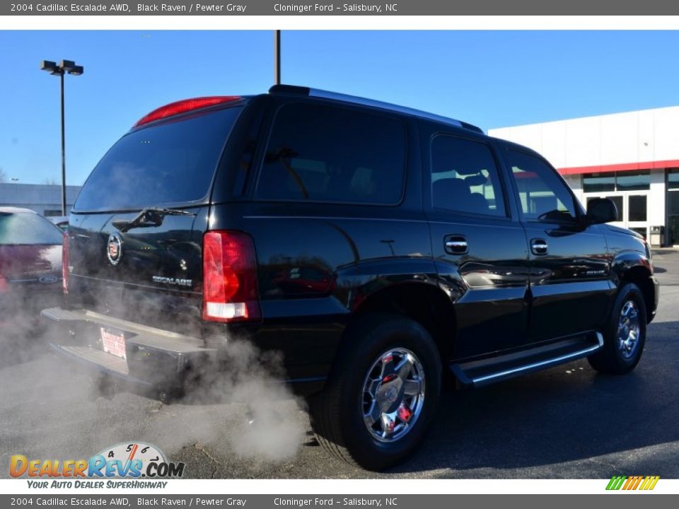 2004 Cadillac Escalade AWD Black Raven / Pewter Gray Photo #4