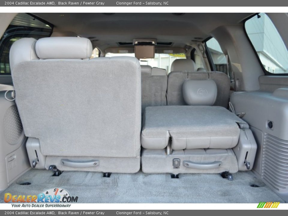 2004 Cadillac Escalade AWD Black Raven / Pewter Gray Photo #16