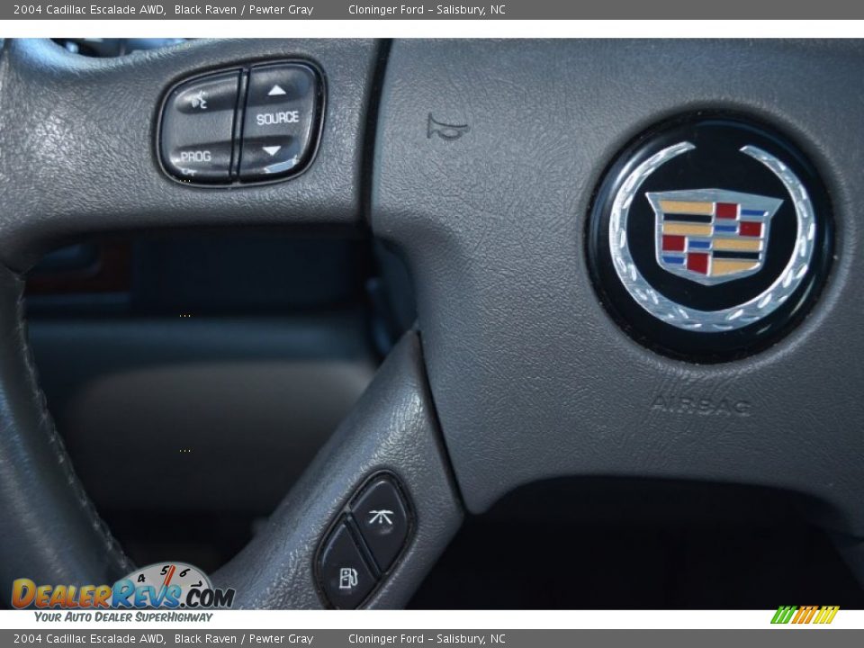 2004 Cadillac Escalade AWD Black Raven / Pewter Gray Photo #30