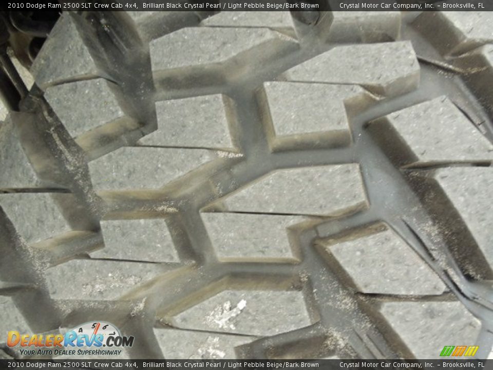 2010 Dodge Ram 2500 SLT Crew Cab 4x4 Brilliant Black Crystal Pearl / Light Pebble Beige/Bark Brown Photo #15