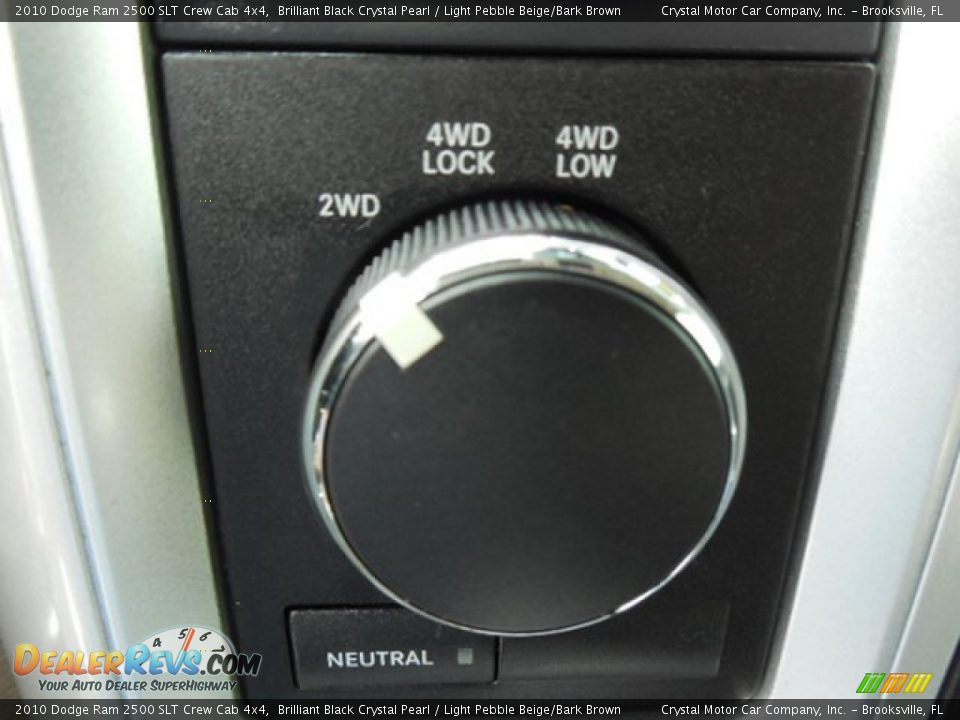 2010 Dodge Ram 2500 SLT Crew Cab 4x4 Brilliant Black Crystal Pearl / Light Pebble Beige/Bark Brown Photo #21