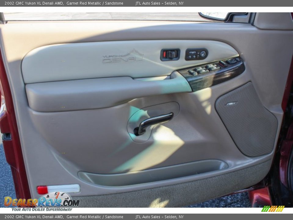 2002 GMC Yukon XL Denali AWD Garnet Red Metallic / Sandstone Photo #11