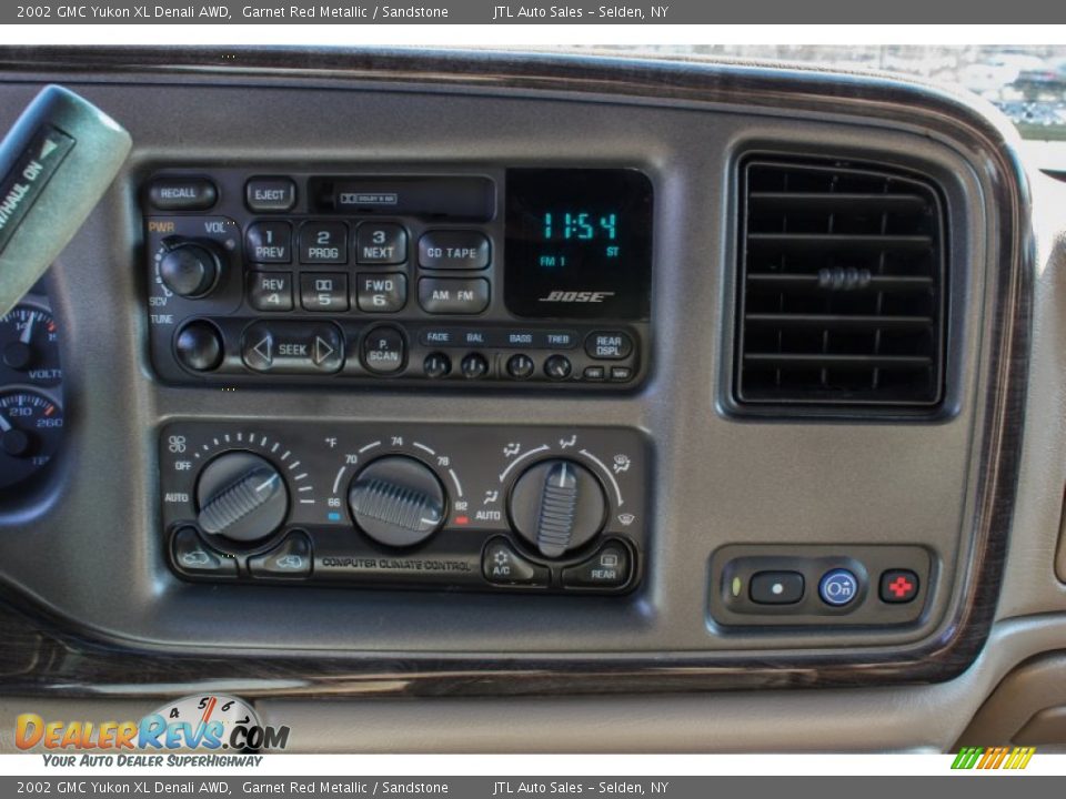 2002 GMC Yukon XL Denali AWD Garnet Red Metallic / Sandstone Photo #14