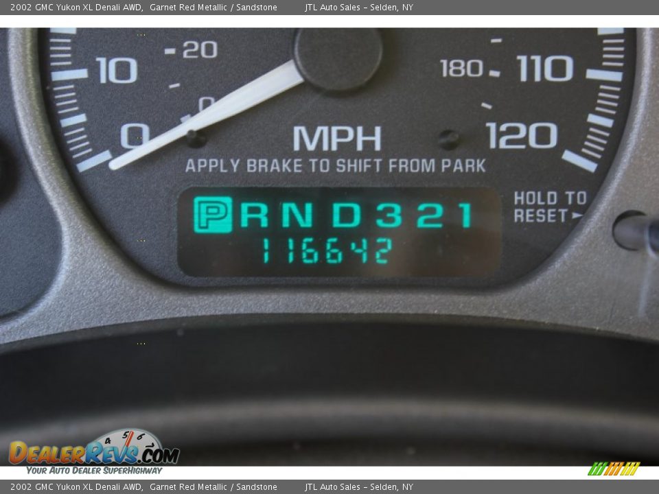 2002 GMC Yukon XL Denali AWD Garnet Red Metallic / Sandstone Photo #15
