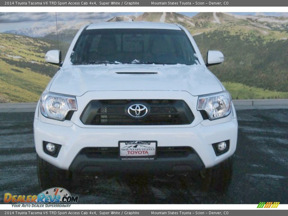 2014 Toyota Tacoma V6 TRD Sport Access Cab 4x4 Super White / Graphite Photo #2