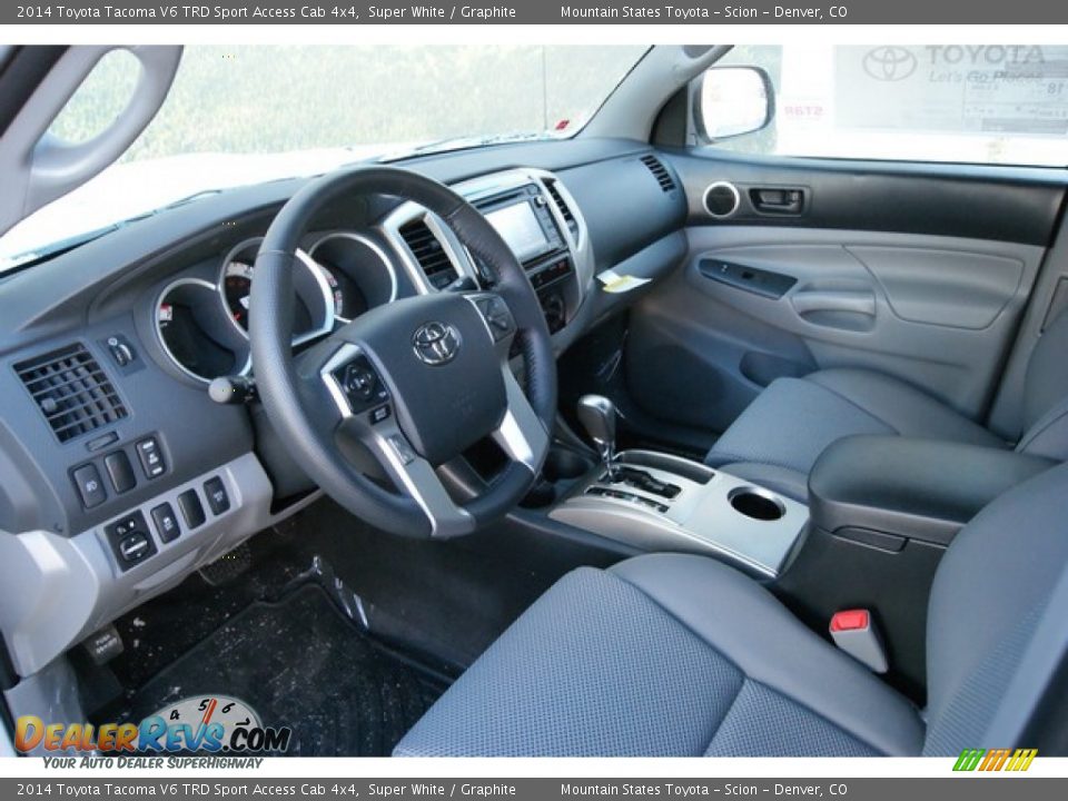 2014 Toyota Tacoma V6 TRD Sport Access Cab 4x4 Super White / Graphite Photo #5