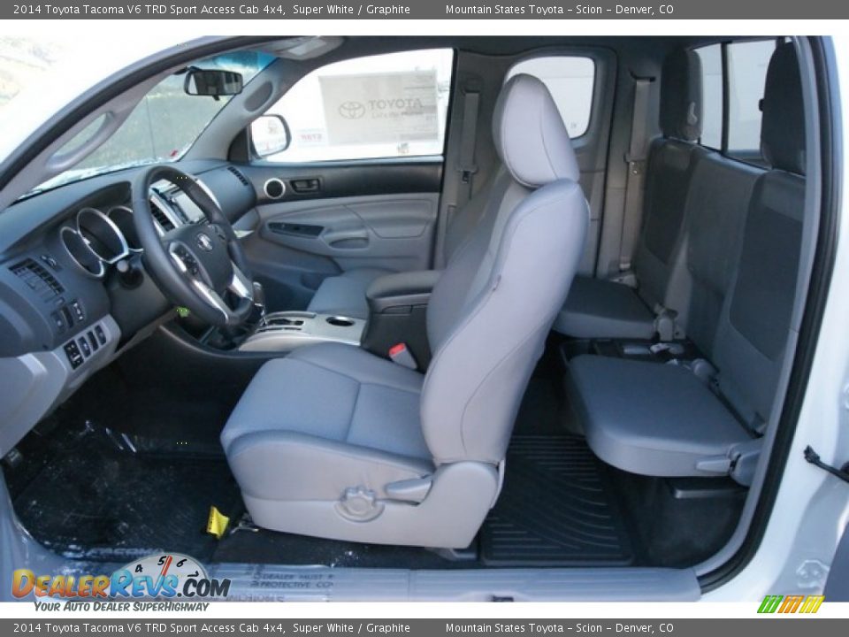2014 Toyota Tacoma V6 TRD Sport Access Cab 4x4 Super White / Graphite Photo #7