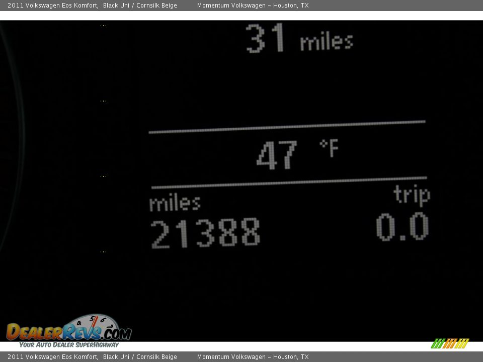 2011 Volkswagen Eos Komfort Black Uni / Cornsilk Beige Photo #30