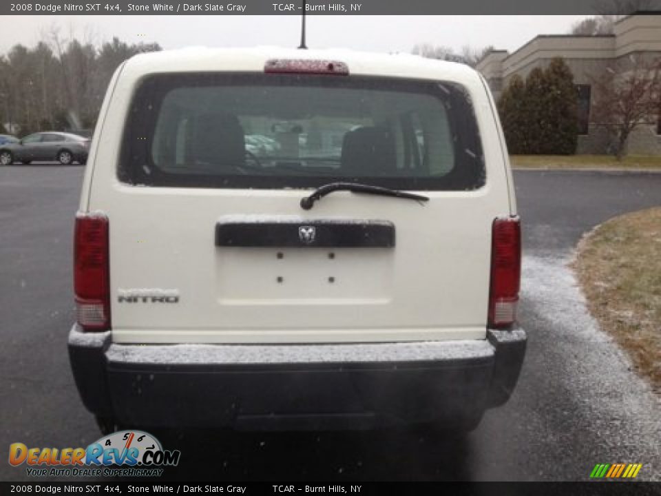 2008 Dodge Nitro SXT 4x4 Stone White / Dark Slate Gray Photo #5