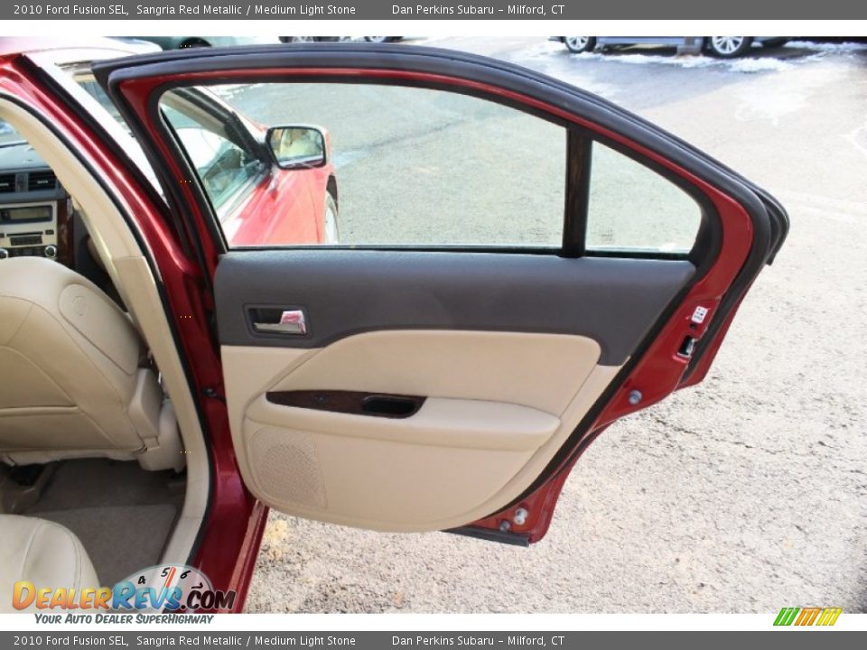 2010 Ford Fusion SEL Sangria Red Metallic / Medium Light Stone Photo #17
