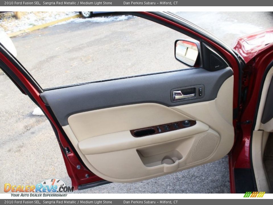 2010 Ford Fusion SEL Sangria Red Metallic / Medium Light Stone Photo #18