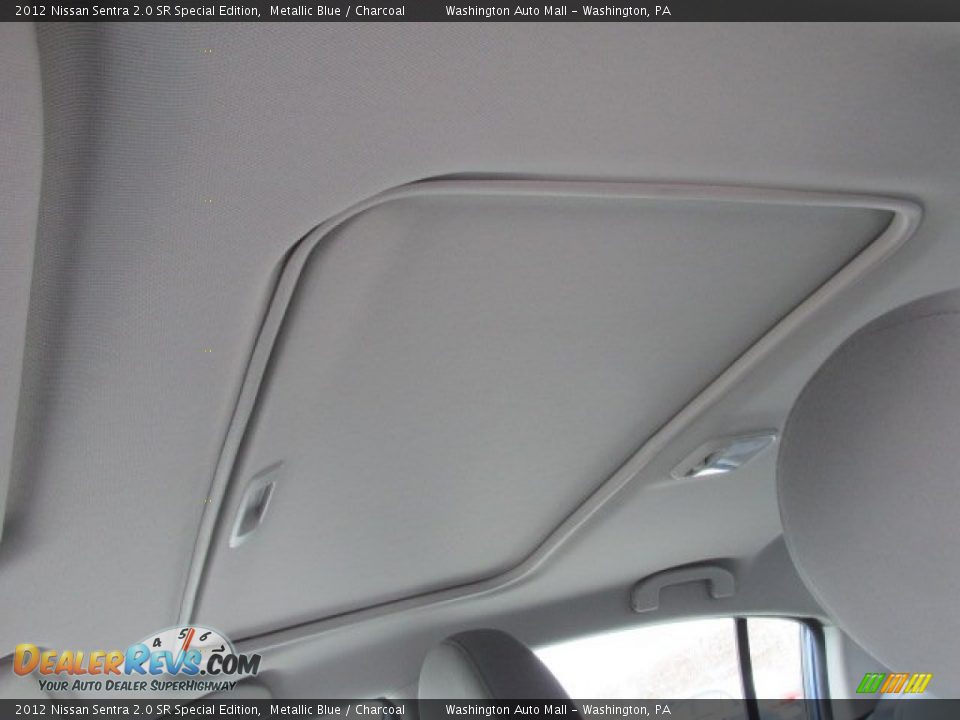 2012 Nissan Sentra 2.0 SR Special Edition Metallic Blue / Charcoal Photo #10