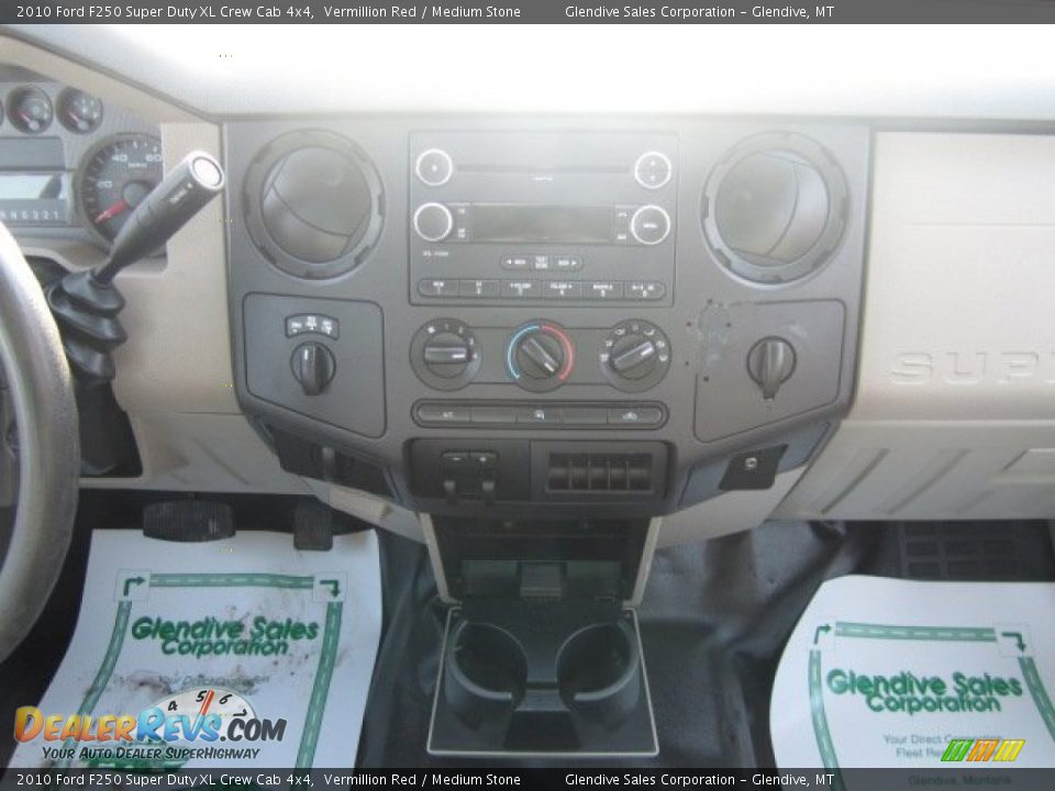 2010 Ford F250 Super Duty XL Crew Cab 4x4 Vermillion Red / Medium Stone Photo #9