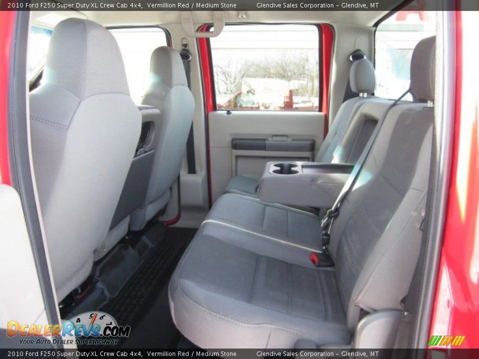 2010 Ford F250 Super Duty XL Crew Cab 4x4 Vermillion Red / Medium Stone Photo #10