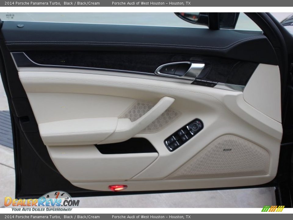 Door Panel of 2014 Porsche Panamera Turbo Photo #10