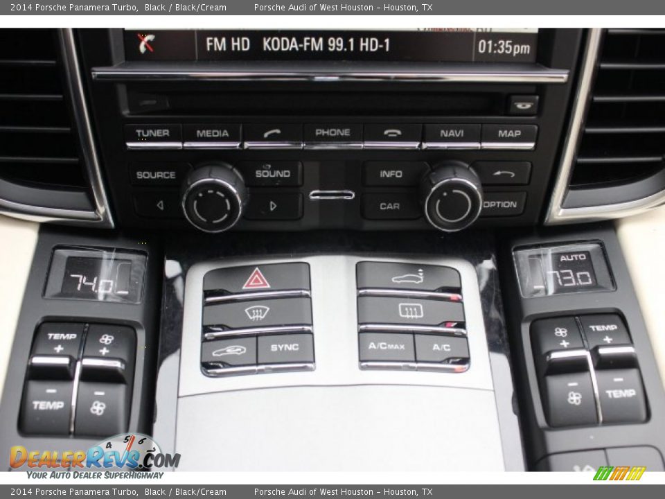 Controls of 2014 Porsche Panamera Turbo Photo #24