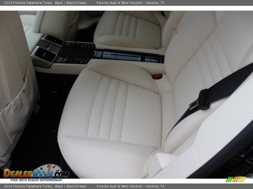 Rear Seat of 2014 Porsche Panamera Turbo Photo #33