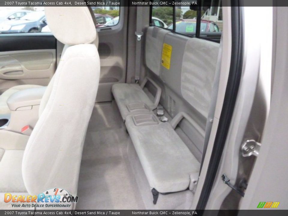 2007 Toyota Tacoma Access Cab 4x4 Desert Sand Mica / Taupe Photo #11