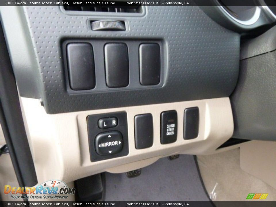 2007 Toyota Tacoma Access Cab 4x4 Desert Sand Mica / Taupe Photo #15