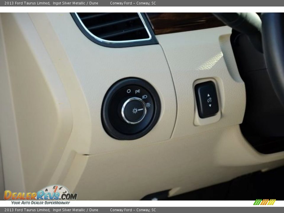 2013 Ford Taurus Limited Ingot Silver Metallic / Dune Photo #18